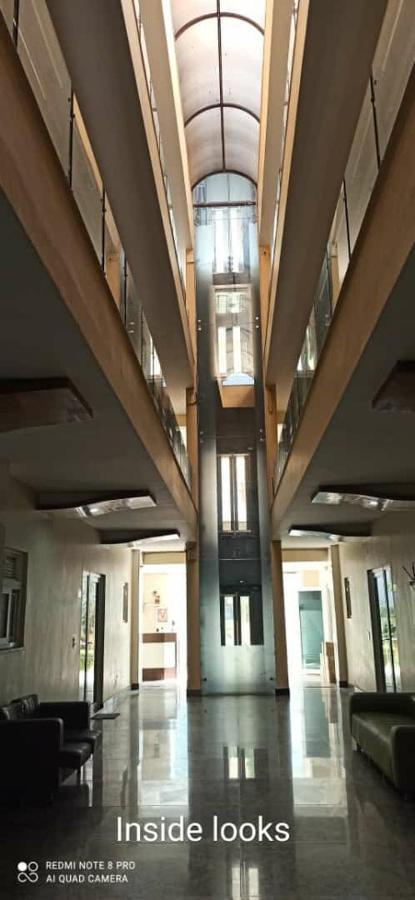 Oyo 74401 Aster Garden Suites เดลี ภายนอก รูปภาพ